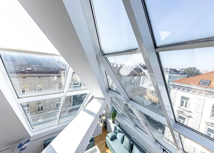 Penthouse Suites By Jr City Apartments