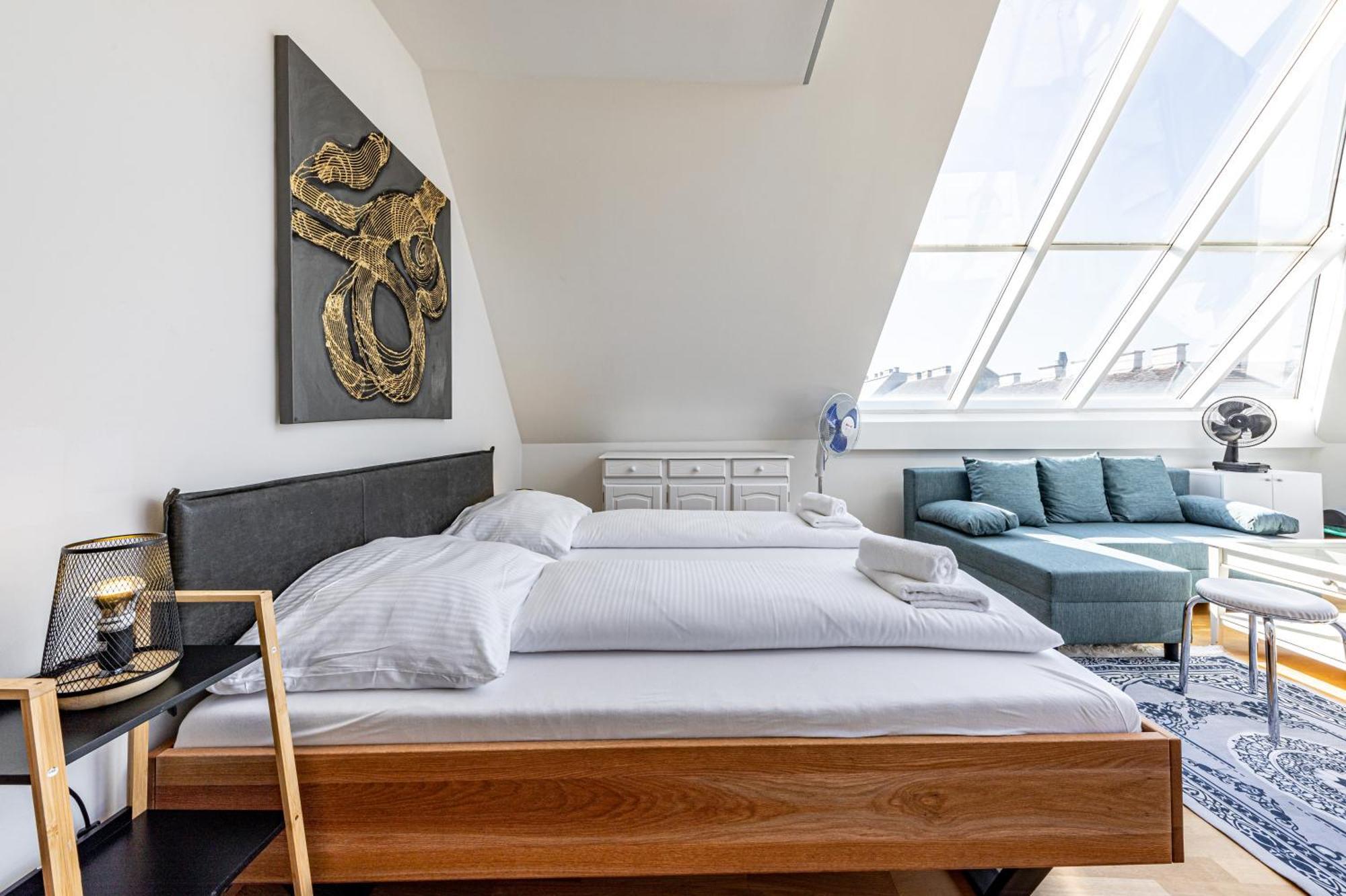 Apartament Penthouse By Jr