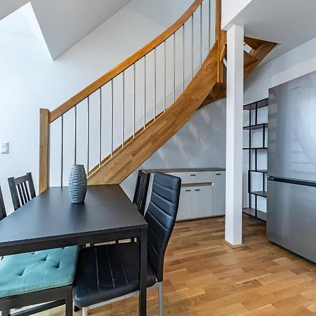 Penthouse Suites By Jr City Apartments Vienna Exterior photo