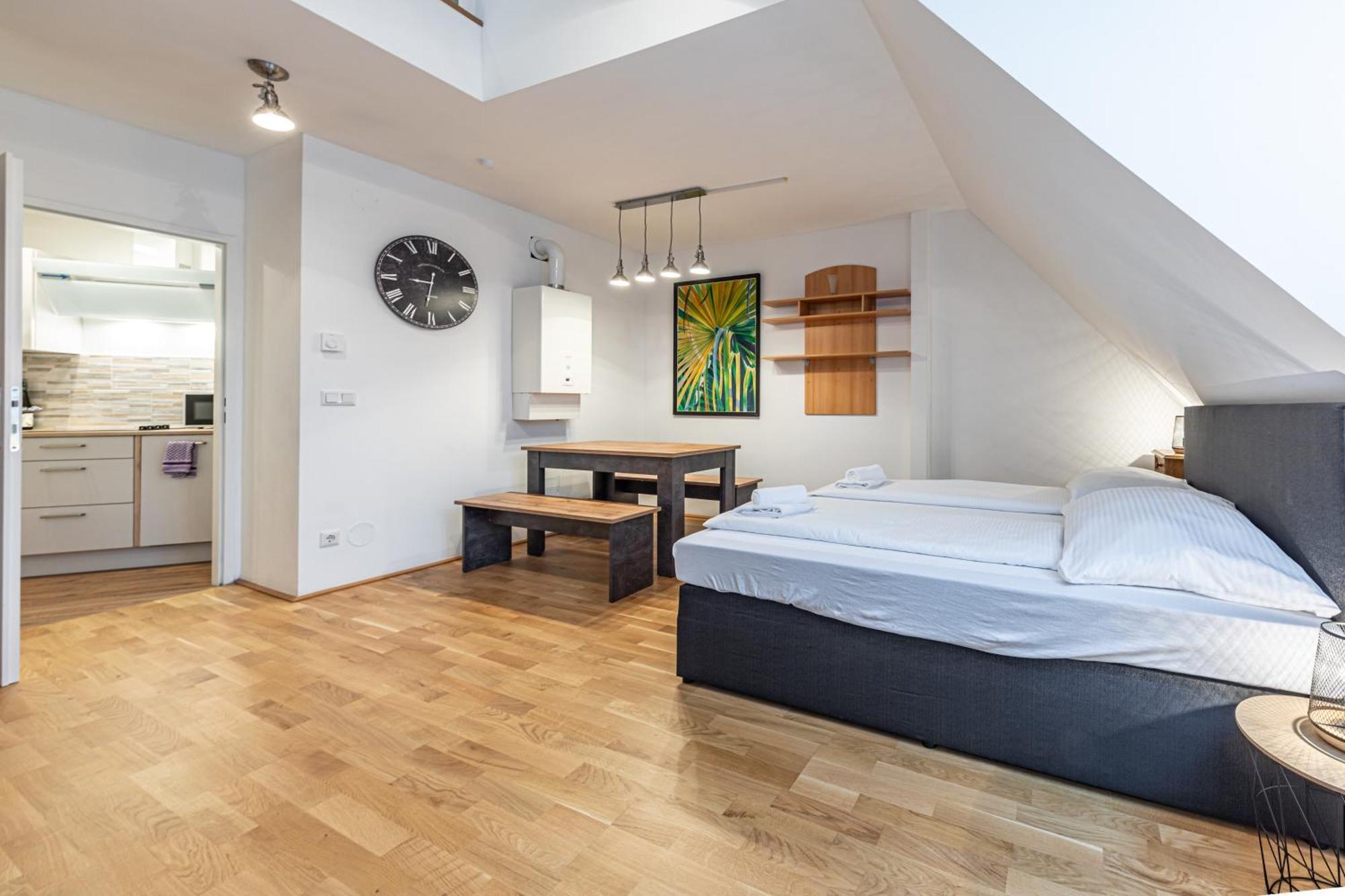 Penthouse By Jr